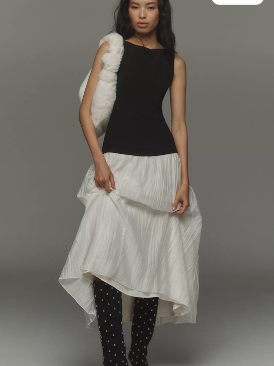 Kourt Dresses & Skirts - Kourt Black and white dress